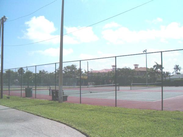 tennis court 2.jpg